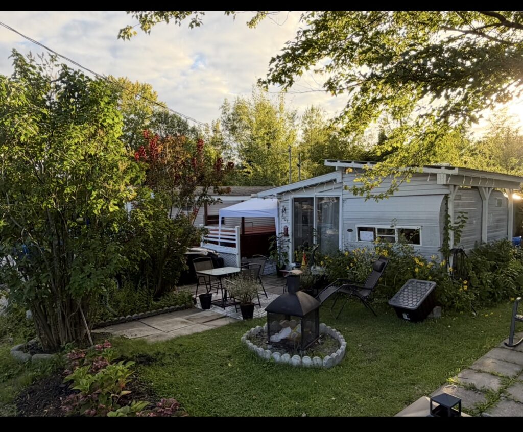 TRAILER FOR SALE 3011